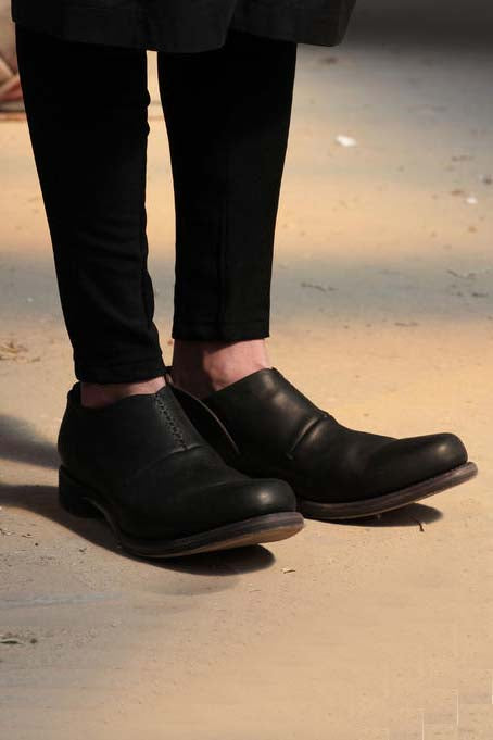 Devoa (calfskin leather shoes) FW-SGT
